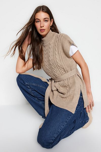 Trendyol Collection Nerzfarbener Strickpullover aus Wolle mit Gürtel und weiter Passform TWOAW22BZ0031
