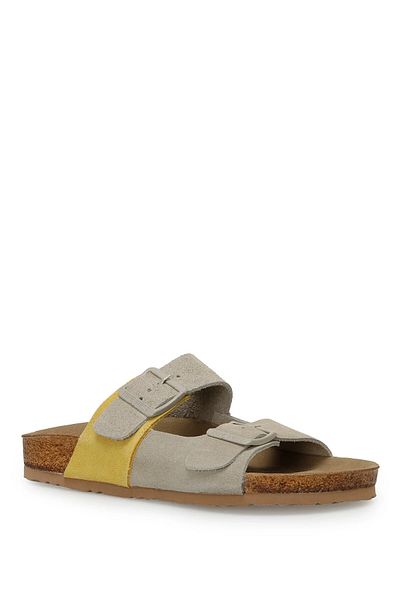 Nine West شبشب نسائي أصفر من Defe 3fx