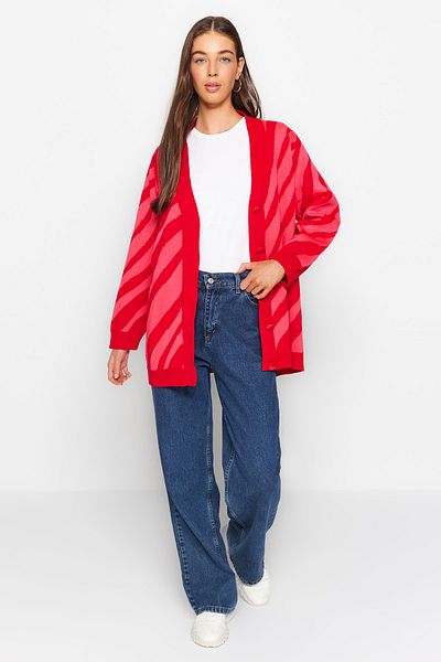 Trendyol Modest Roter Strick-Cardigan mit Animal-Line-Muster TCTAW24TH00048