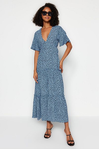 Trendyol Collection Rochie midi țesută albastră, cu decolteu în V, cu model de animale, cu detaliu de cravată TWOSS23EL02443