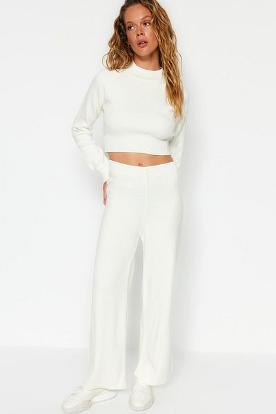 Trendyol Collection Ecru Crop Basic kötöttáru felső és alsó készlet TWOAW24AU00024