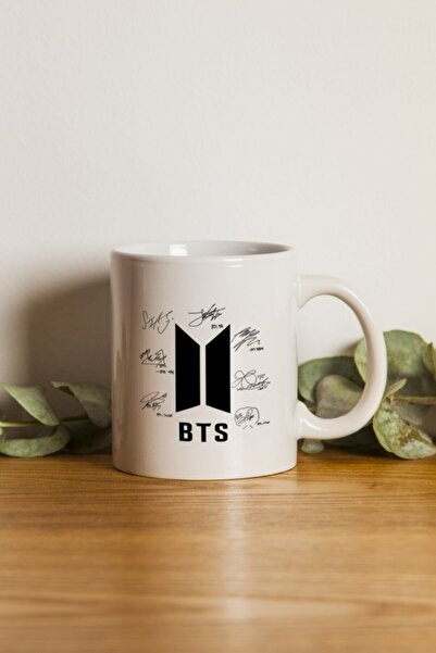 HobiShop كوب بورسلين بشعار BTS - قابل للغسل في الغسالة