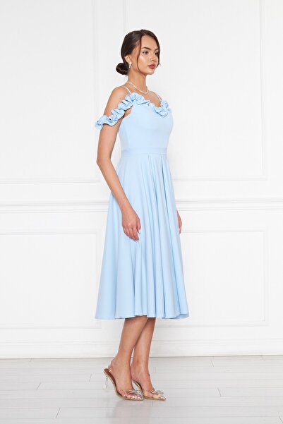 Bidoluelbise Kadın Ayarlanabilir Askılı Yaka Fırfır Detay Dokuma Kumaş Pileli Kloş Midi Boy Abiye Elbise