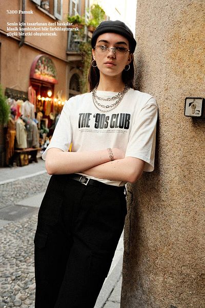 BE BLUE T-Shirt Club της δεκαετίας του '90