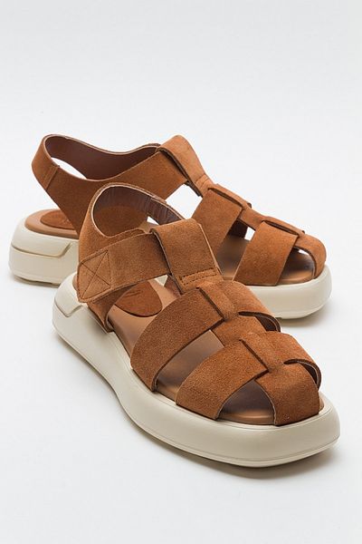 LuviShoes صندل نسائي من الجلد الطبيعي باللون البني من جلد الغزال BELIV