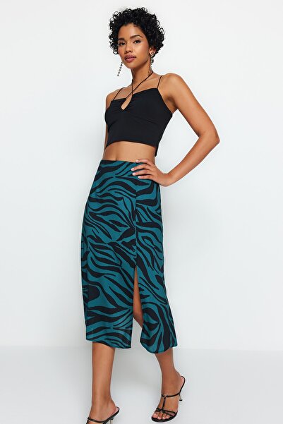 Trendyol Collection Fustă din țesătură midi din țesătură din viscoză cu fante din benzină TWOAW22ET0447