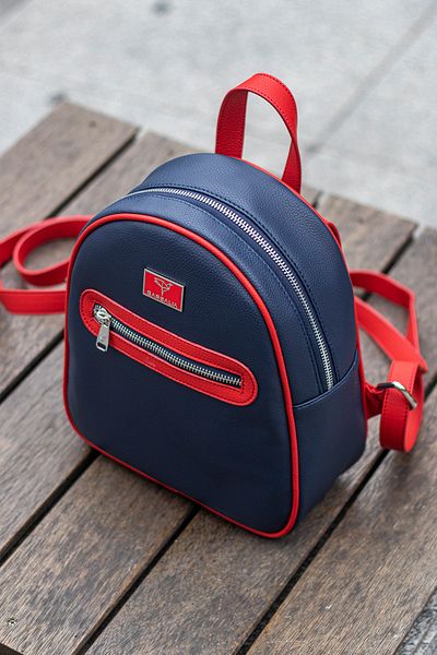 Garbalia Oslo Women's Navy Blue Red Backpack with Double Inner Pocket Detail and External Zipper Eyes.
