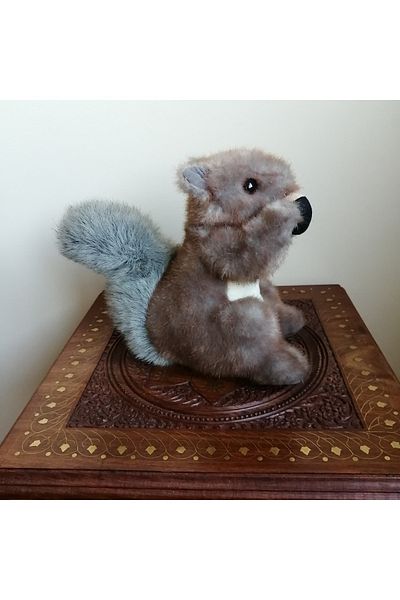 Butik Tülin Douglas Co. Plush Furry Nut-Eating Squirrel Gray-Coloured Soft-Filled Toy Made in China