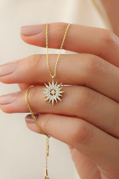 Silvano Jewelry 925 Ayar Gümüş Yıldızlı Güneş Kolye