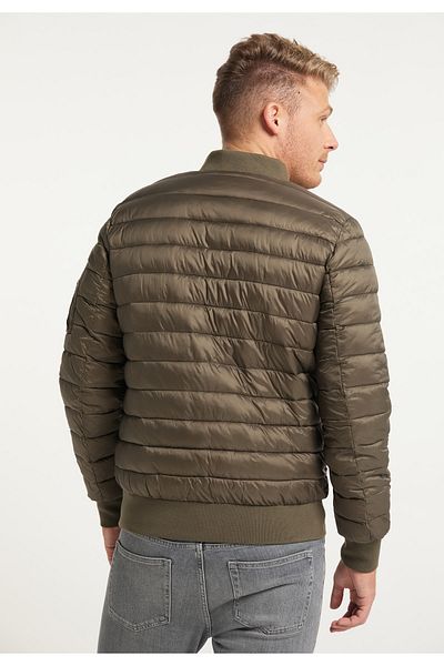 Mo Bomber bunda