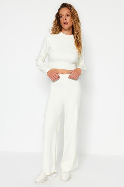 Trendyol Collection Ecru Crop Basic kötöttáru felső és alsó készlet TWOAW24AU00024