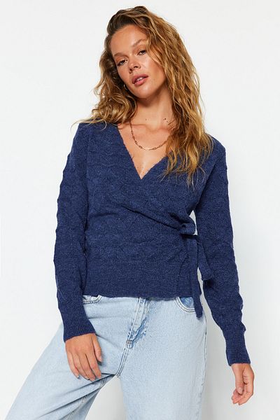 Trendyol Collection Pulover din tricot cu guler dublu cu textura moale Indigo TWOAW24KZ00837