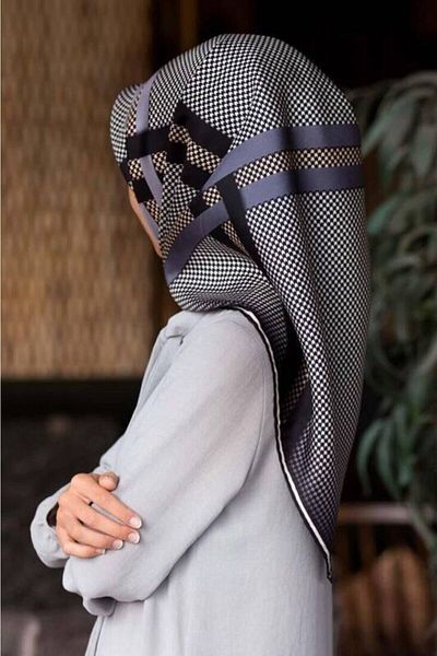 Vissona Γυναικείο μεταξωτό κασκόλ Twill Γκρι Μαύρο