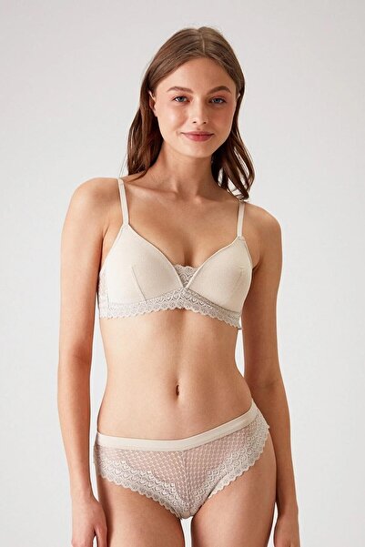 Pierre Cardin 4832 طقم حمالة صدر لوكا مبطن بدون أسلاك
