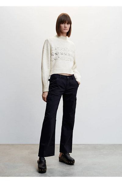 MANGO Woman Sweatshirt mit Kristallstein-Detail