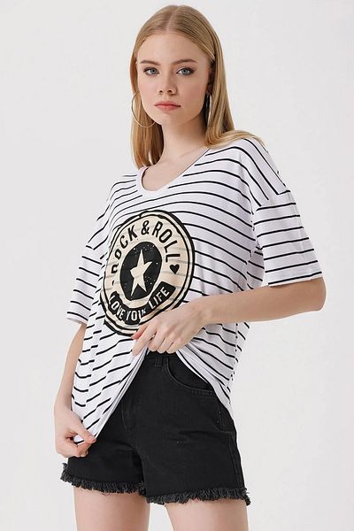 hazelin Tricou alb pentru femei, cu decolteu în V, cu dungi imprimate, cu croiala confortabilă, ușoară, supradimensionată Hzl23s-bd143031