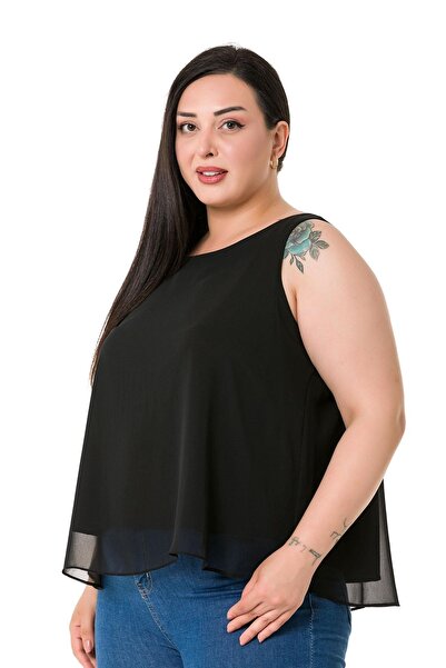 DISENTIS MODEST Μαύρη μπλούζα από σιφόν με λεπτομέρεια στην πλάτη