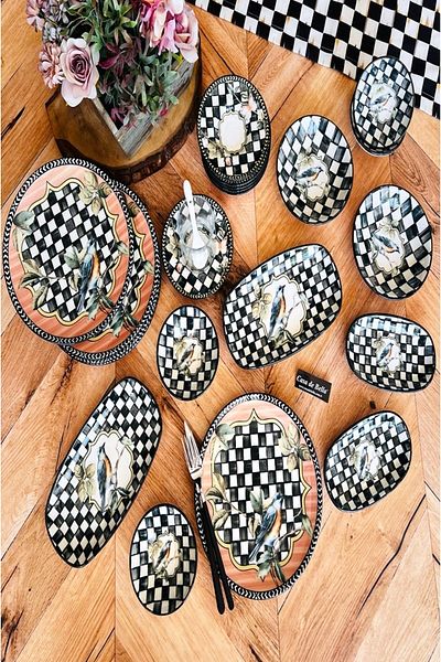 CASA DE BELLA 34 PIECES 6 PERSON CONTAINER SET
