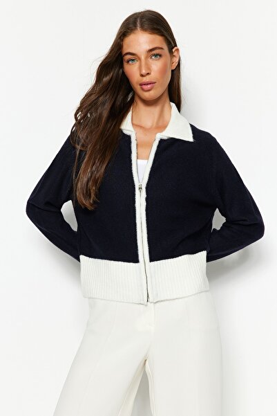 Trendyol Collection Sötétkék puha textúrájú cipzáras színes blokk kötöttáru kardigán TWOAW24HI00102
