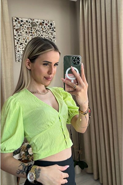 İBABUTİK Γυναικείο μπλουζάκι με μανίκια με μπαλόνια και κουμπιά με λαιμόκοψη σε σχήμα V