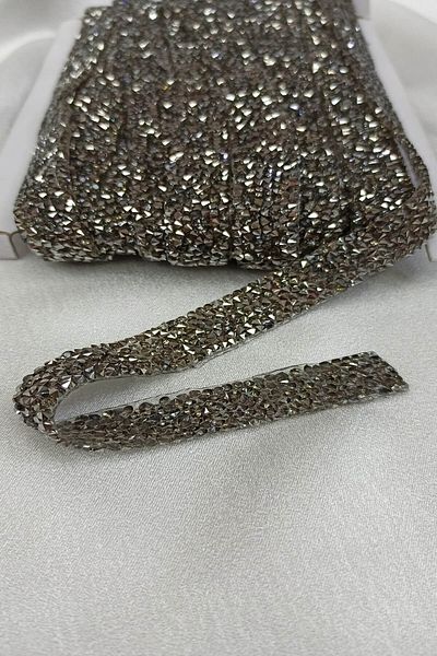Es Pierre Anthracite Gray Stone Sconce Strip - Iron-On
