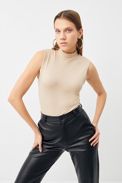 Bipantolon Women's Cream 3-Piece Sleeveless Body