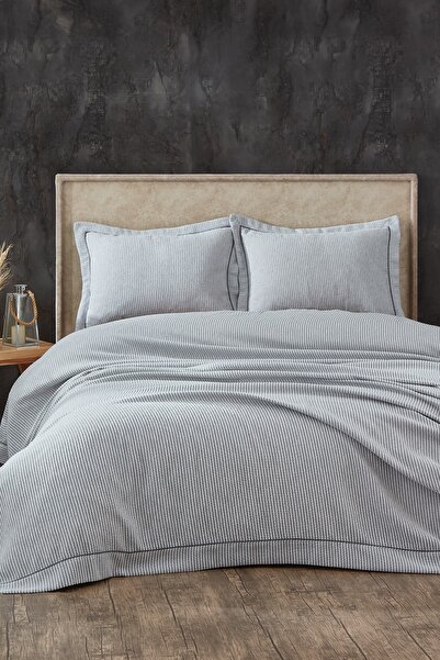 Nazik Home Amanda Çizgili Çift Kişilik Yatak Örtüsü