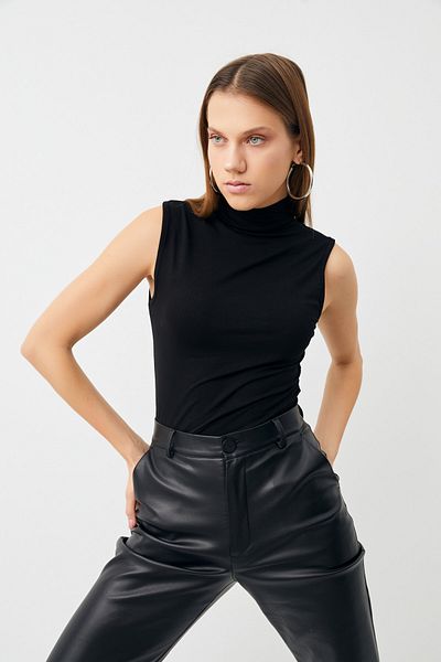 Bipantolon Body negru fără mâneci din 3 piese pentru femei