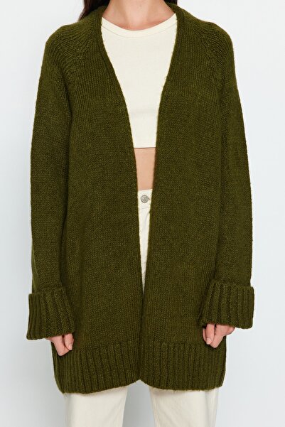 Trendyol Collection Kardigan z miękkiej teksturowanej dzianiny o szerokim kroju w kolorze khaki TWOAW21HI0555