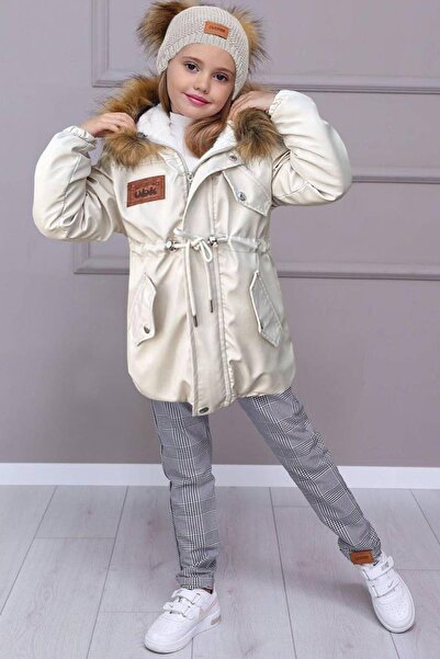 Riccotarz Γούνινο παλτό για κορίτσι με κουκούλα με τσέπες και λεπτομέρεια σχοινί και σετ μπεζ τοπ και κάτω