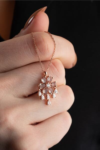 Nereze 925 Ayar Gümüş Sallantılı Model Zultanite Taşlı Çiçek Kolye