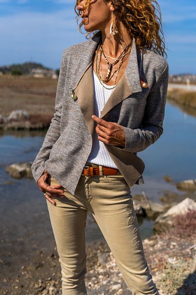 Güneşkızı Γυναικεία Μπεζ δερμάτινη αγκράφα Loose Cardigan Gk-bst2976