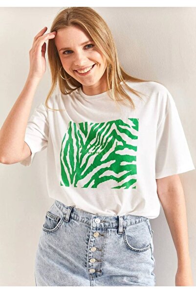 ARV MODA FASHİON THAT İNSPİRES تي شيرت محبوك أساسي برقبة دائرية ومطبوع من الأ...