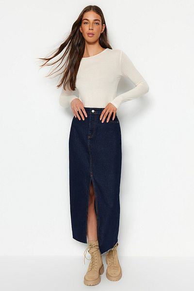 Trendyol Collection Nachhaltiger dunkelblauer Maxirock aus Denim mit Schlitz TWOSS23ET00290