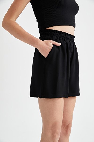 DeFacto Paperbag Yüksek Bel Geniş Paça Viskon Şort