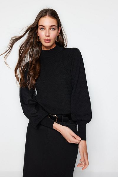Trendyol Collection Fekete Stand gallérú kötött pulóver TWOAW21KZ0817