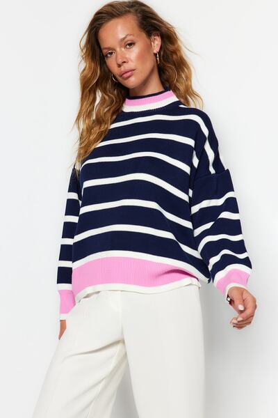 Trendyol Collection Темно-синій светр суперширокого крою Светр TWOAW24KZ00404