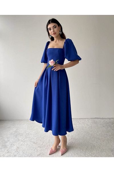 Afiş Butik Saks kék szögletes nyakú redőzött midi ruha