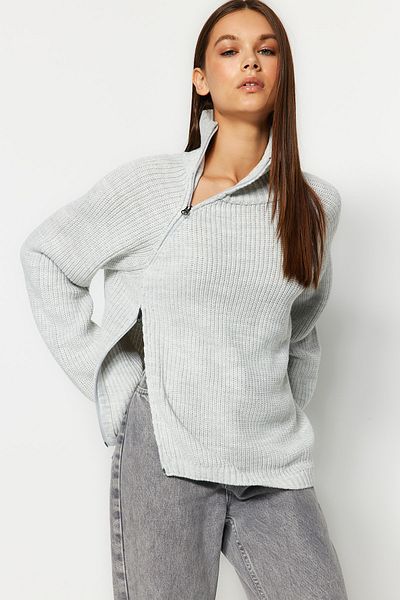 Trendyol Collection Strickpullover - Stein Reißverschluss Detail TWOAW24KZ00145