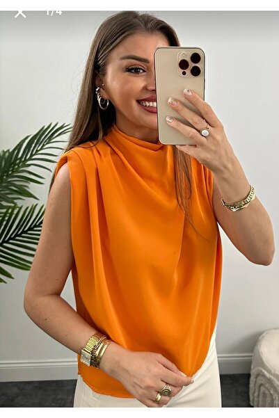 Butik Beyza Γυναικεία ντραπέ μπλούζα με λαιμόκοψη με επένδυση ώμους