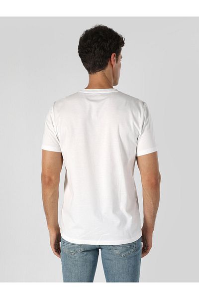 Colin's Tricou alb cu mânecă scurtă pentru bărbați, cu croiala normală - imprimat