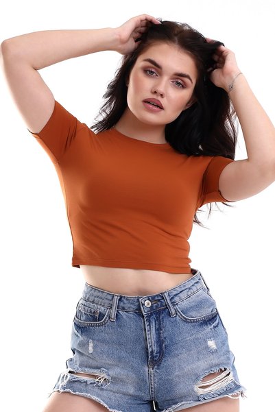winmoda TRICOU CURTO DE DAMĂ CU MÂNECI SCURTE / TRICOU SCURT DE DAMĂ CU MÂNECI SCURTE