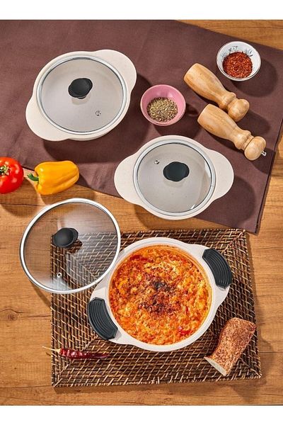 Taç Granit Plus 3-Piece Saucepan Set Removable Silicone Handle Cream