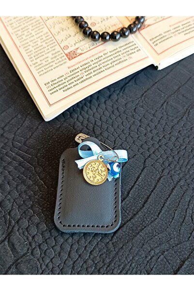 ViP GiFT BEBEK CEVŞENİ DUALI KOLYE MUSKA HAKİKİ DERİ KÜÇÜK DÖRTGEN