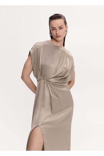 MANGO Woman Σατέν φόρεμα με σκίσιμο στο πλάι