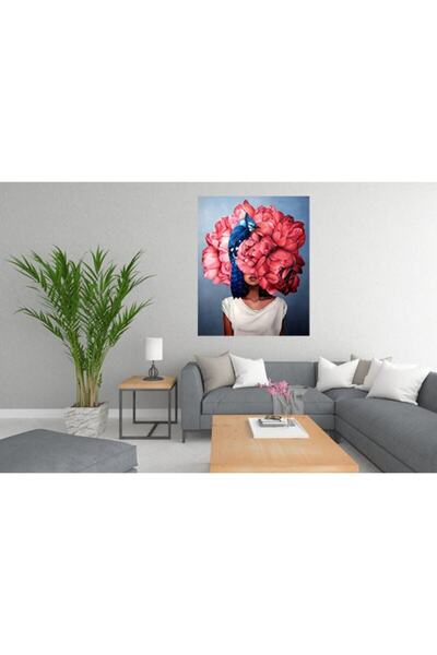 Tablo Deposu Slika na platnu sa ženom sa ružičastim cvetovima i osmehom