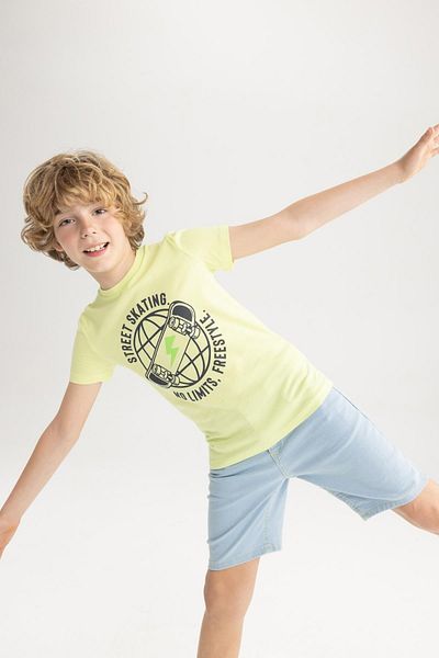 DeFacto Boy's Regular Fit Printed Short Sleeve Cotton Combed T-Shirt.