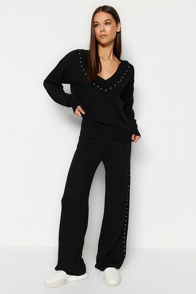 Trendyol Collection Wide Fit Jewelled Black Knitwear Set - TWOAW24AU00008