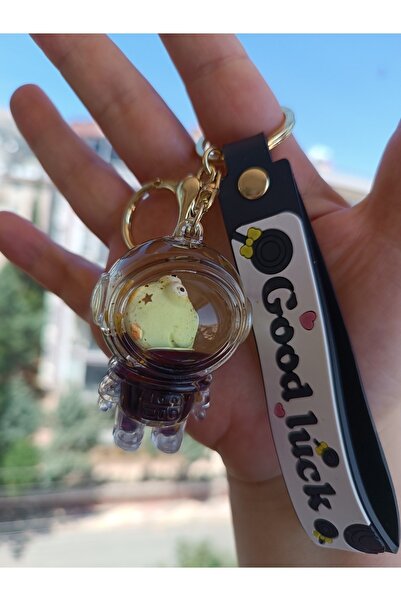 Efna Store سلسلة مفاتيح مائية سوداء لرائد الفضاء مع شكل سمكة