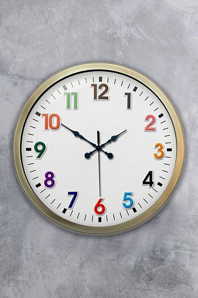 Platin Saat Ceas de perete cu numere colorate din metal antic de 40 cm